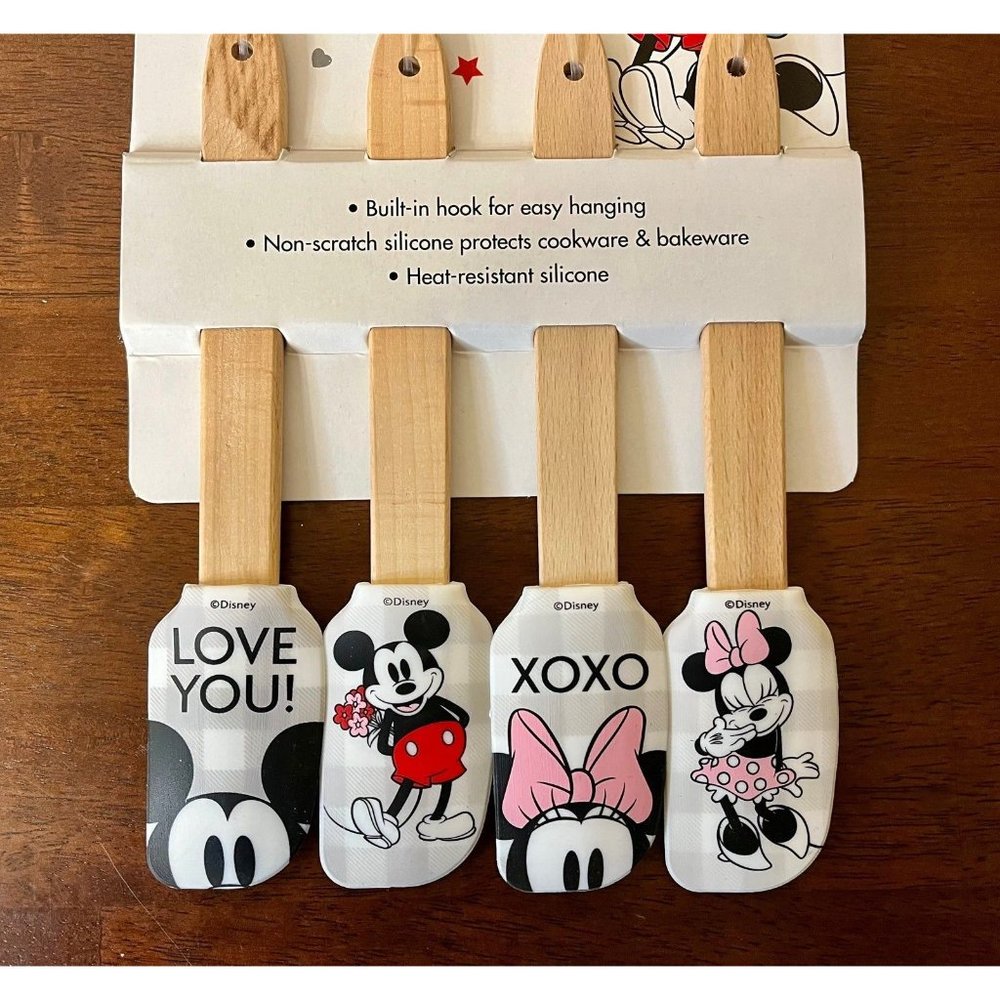 DISNEY 4 PACK SPATULA SET MICKEY MOUSE MINNIE MOUSE VALENTINE’S DAY - Picture 2 of 3